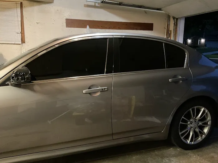 M&T window tint n vinyl wraps 4