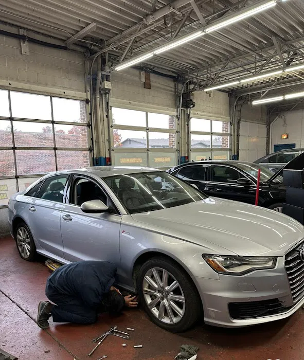 Willowbrook Auto Repair & Tire 9