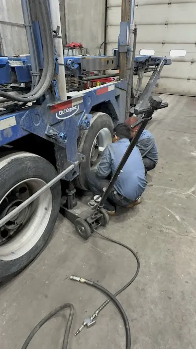 Eddie Truck Repair 7