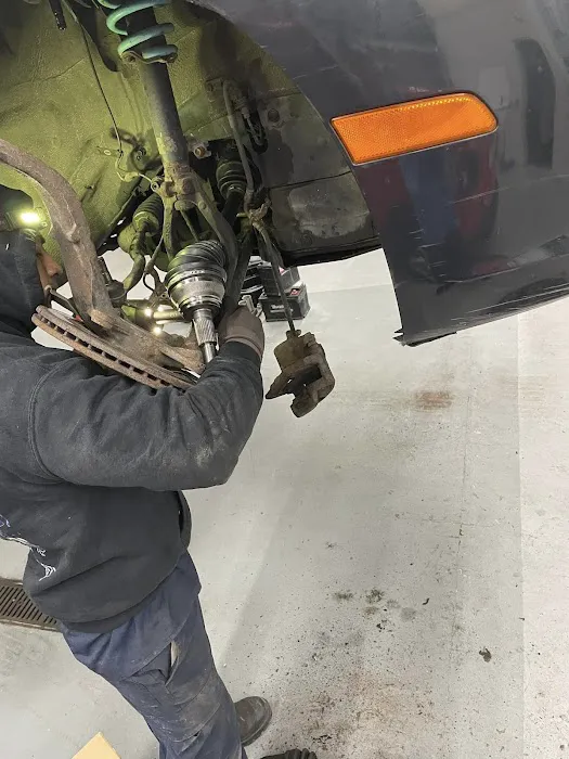 Jas Tires & Mechanic 8