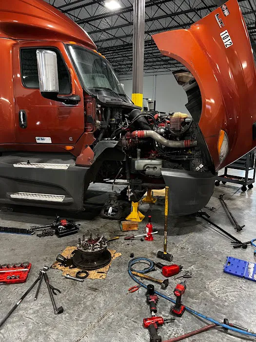 DTM TRUCK & TRAILER REPAIR 8
