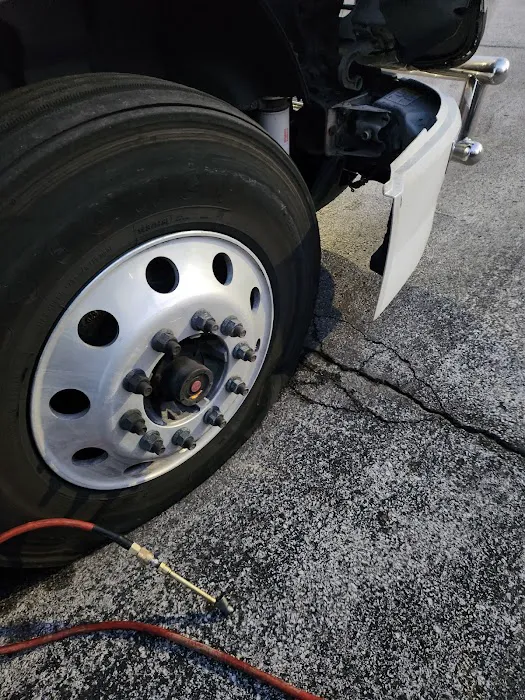 Mrtz Mobile Truck & Trailer Repair 9