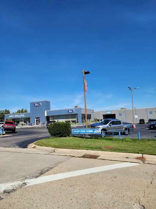 Hawk Ford of Carol Stream Service Center 4