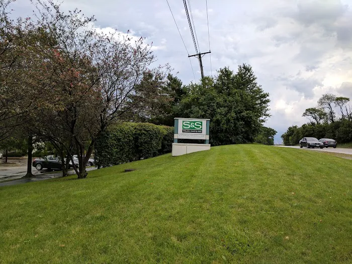 S&S Truck Parts LLC 1