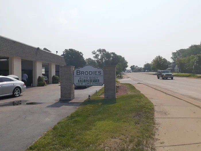 Brodies Auto Body 0