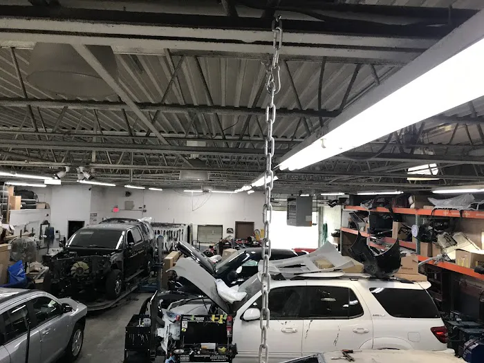 Otto's Collision Services 1