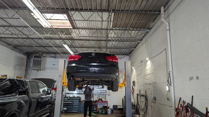 Auto Bazar Inc. 3