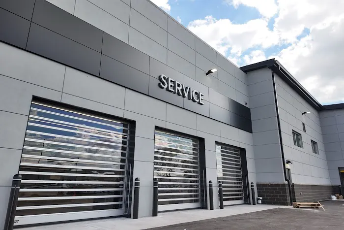 McGrath Kia of St. Charles: Service Center 1