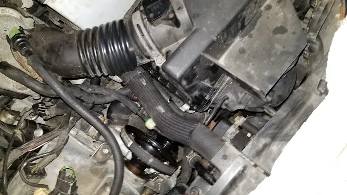 Sammy Garage 6
