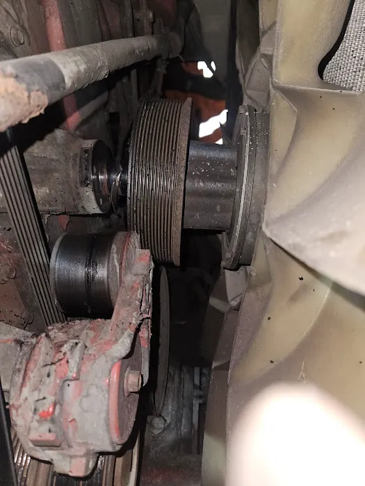 24H Mobile Truck Repair & Tire Service 0