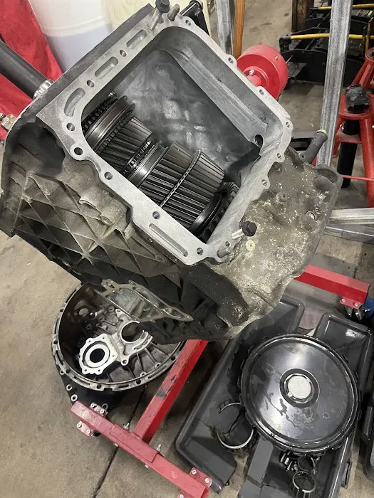M&J Truck and trailer Repair 1