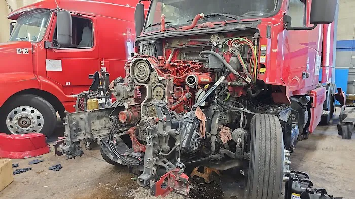 Kosara Truck & Trailer Repair Shop 8