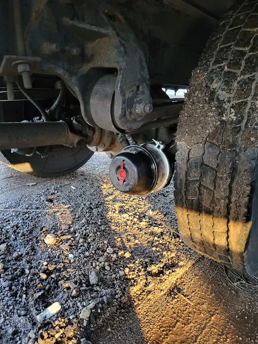 MOBILE TRUCK AND TRAILER REPAIR 2