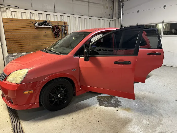 BUDDE'S TINT & VINYL 4