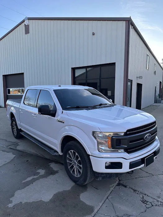 BUDDE'S TINT & VINYL 2