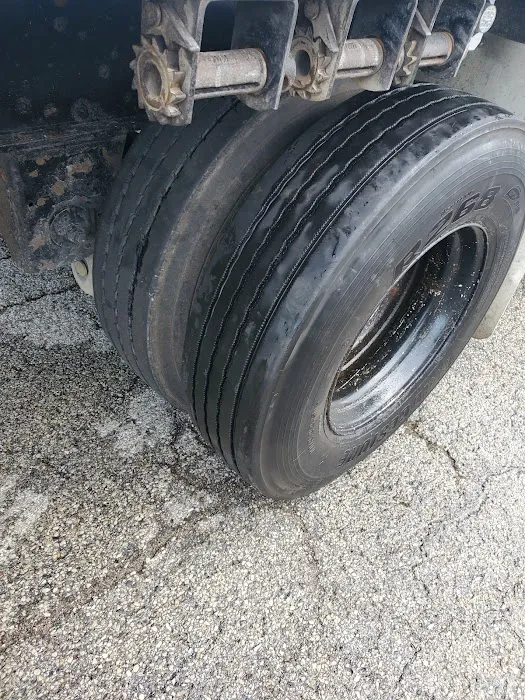 Semi Tire Road service 7