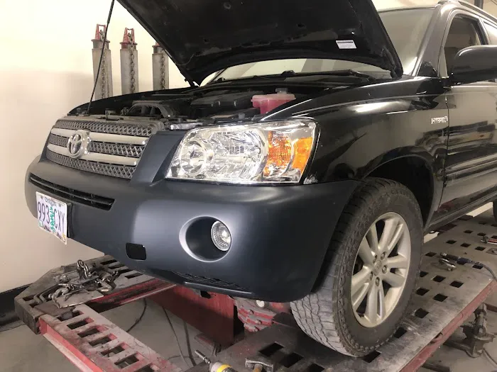 Steve's Auto Body and Paint 0