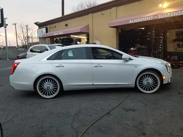 Calderon Tires & Wheels Center 9