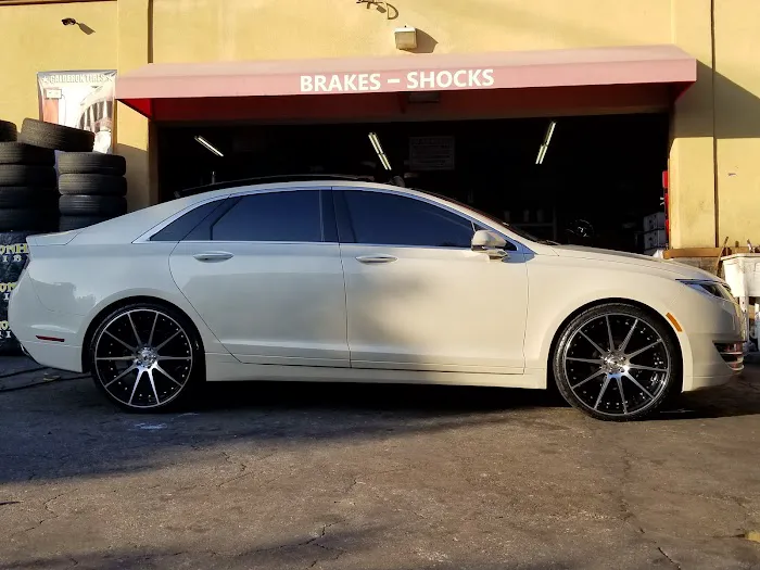 Calderon Tires & Wheels Center 1