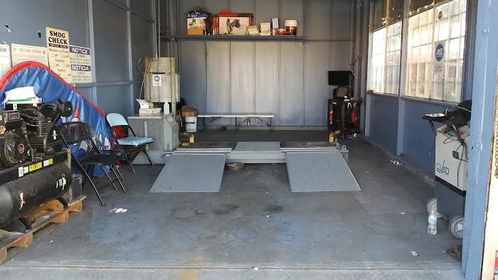 Castilla's Smog Check 7