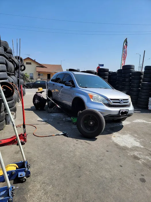 Fernando's Tires 4