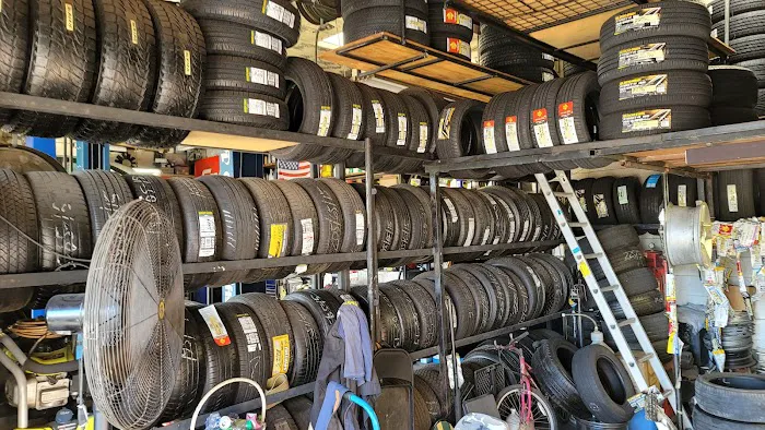 Sekos Tires & Wheels 7