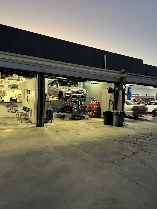 M&N Automotive 5