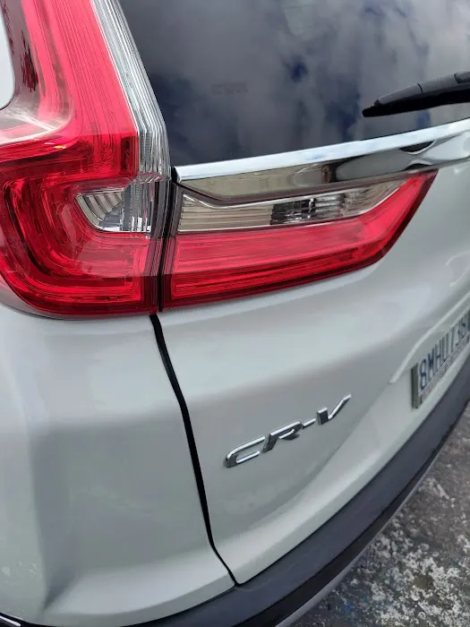 Airport Collision Repair Center 8
