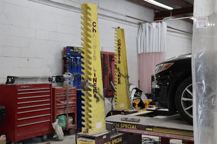 Magic Collision Center 6