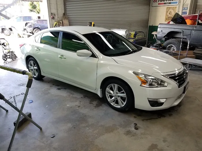 Ben Hur Auto Body Shop 0