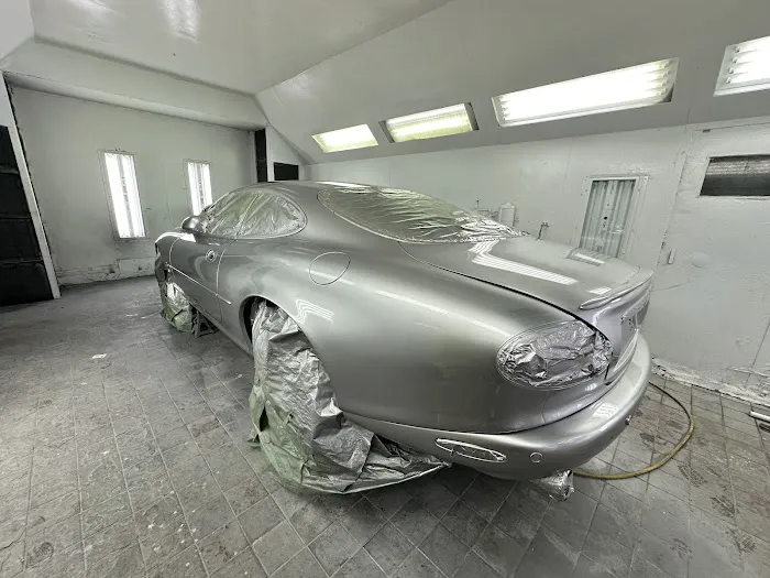 LUIS BODY SHOP LLC 0