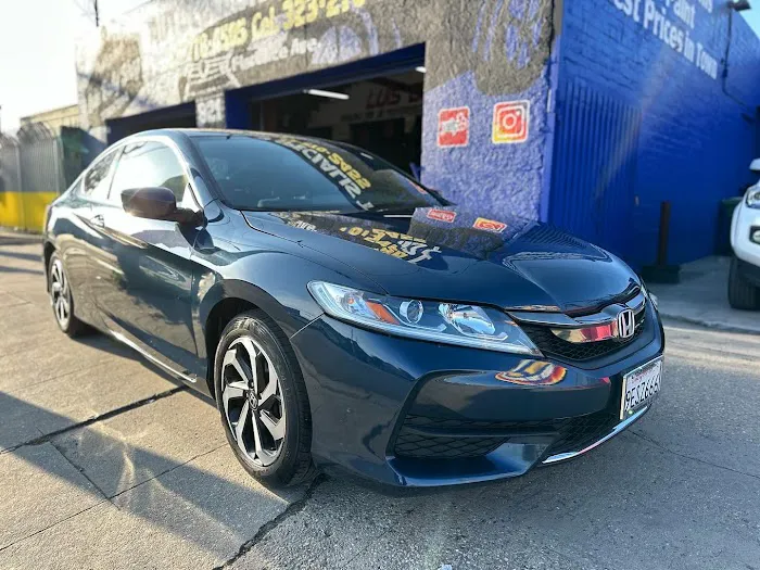 LUIS BODY SHOP LLC 7