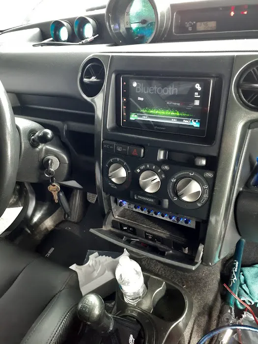 Soundland auto Stereo 6