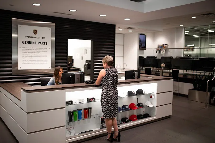 Porsche Parts Store 6