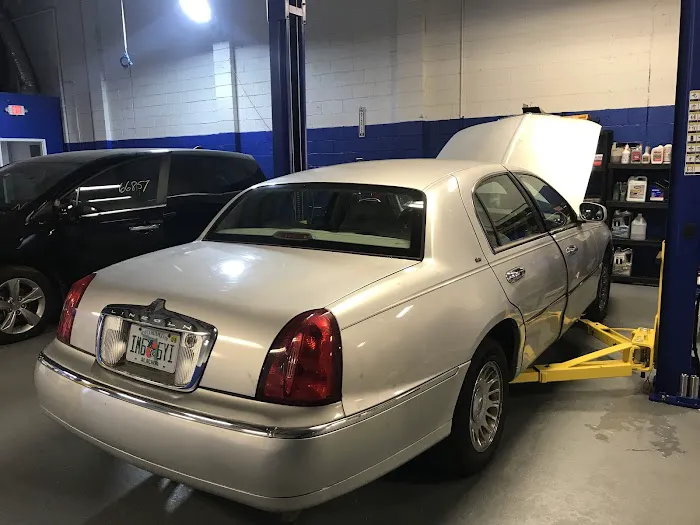 BR Auto Repair & Collision Center 4