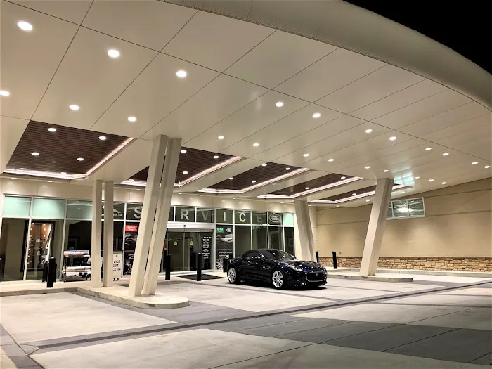 Land Rover Service Center 8