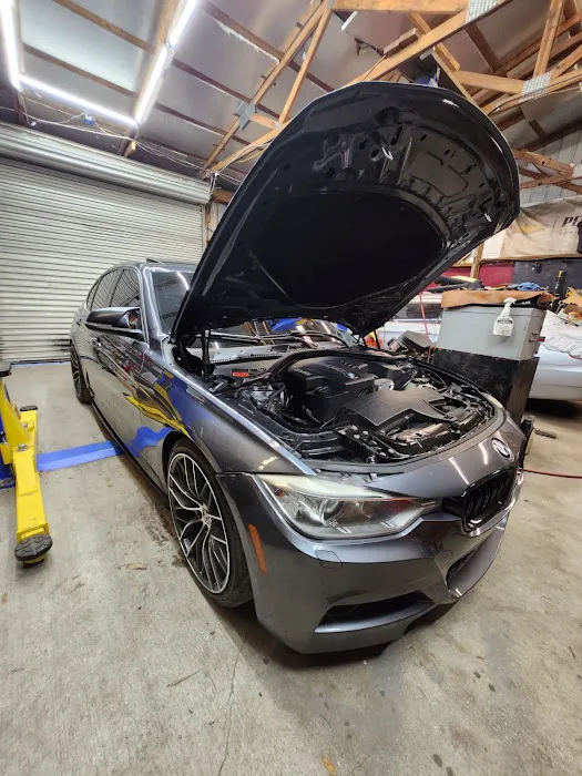 WolfTrack Automotive, LLC 4