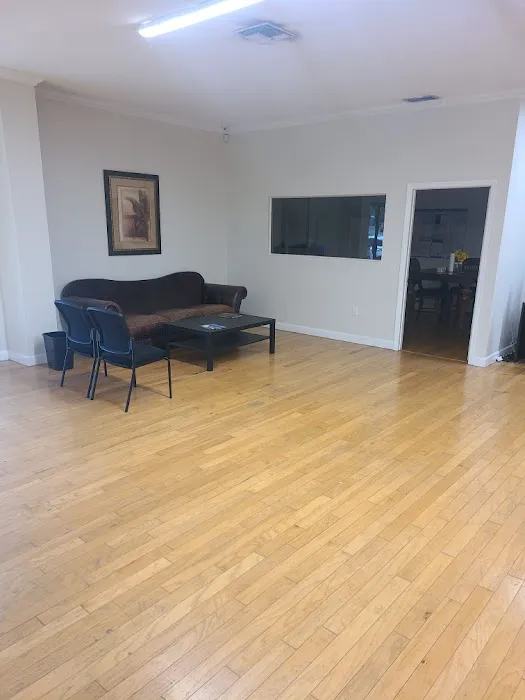 AAA Auto Glass Tampa 3