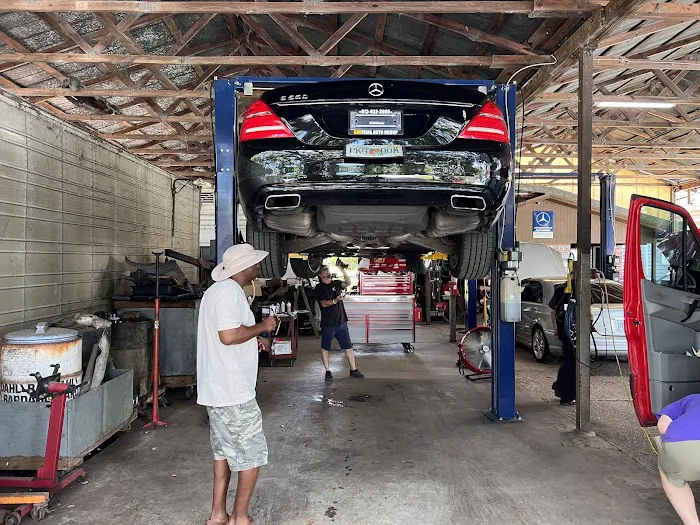 Ledbetter's Mercedes Repairs 5