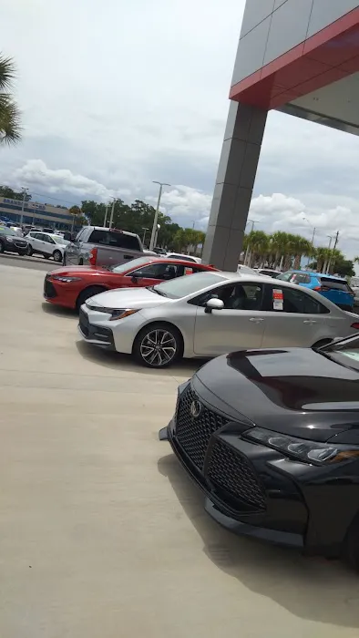Courtesy Toyota of Brandon Service Center 1