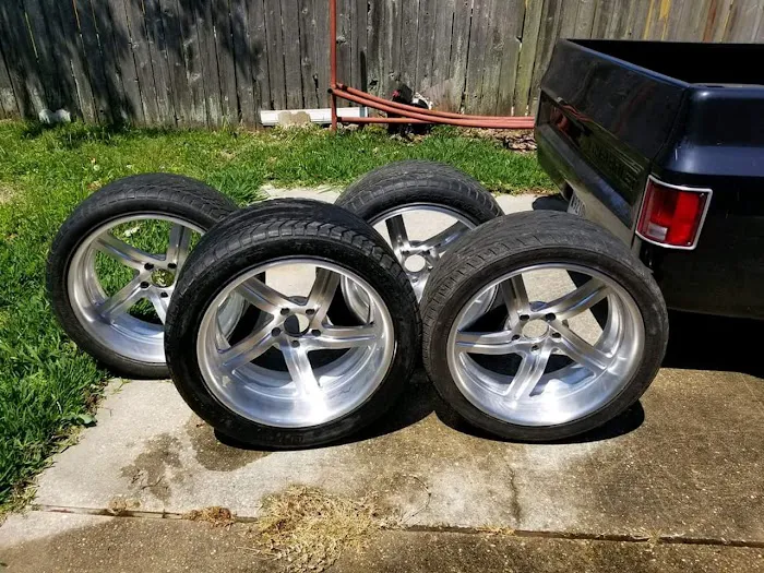 T&G Tire Shop 4