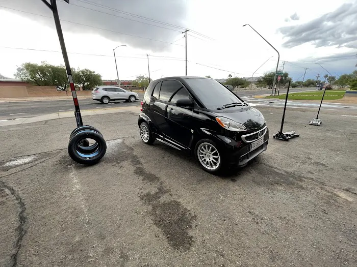 El Sinaloense 2 Tire Shop 3