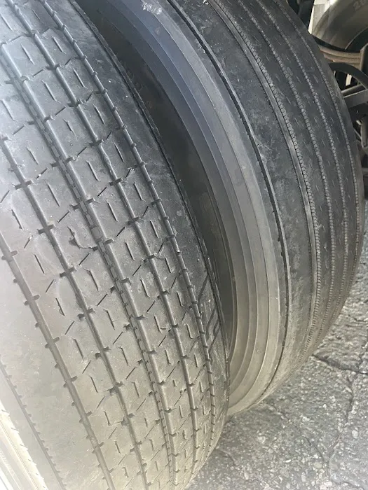 Chalo’s Mobile Tire Service 3