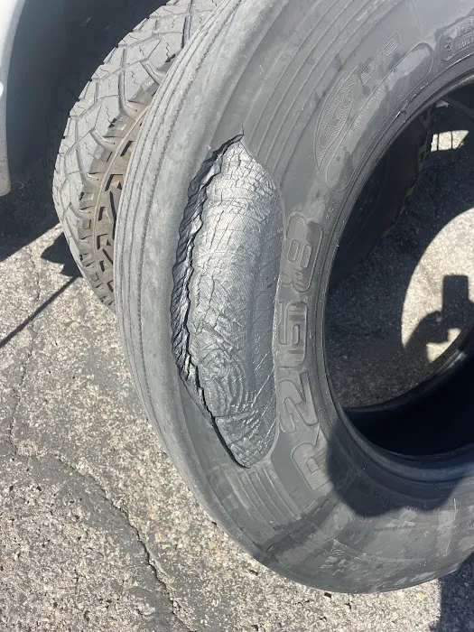 Chalo’s Mobile Tire Service 0