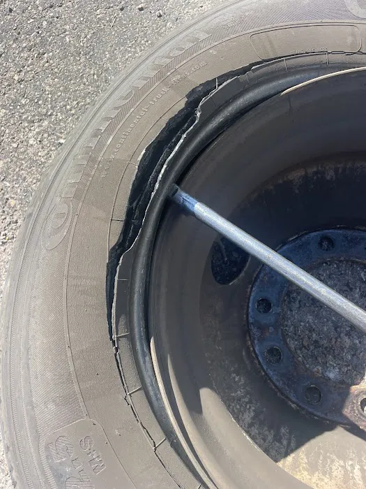 Chalo’s Mobile Tire Service 9