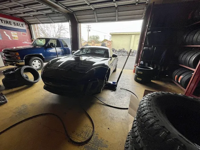 Teme's Tire Shop 0