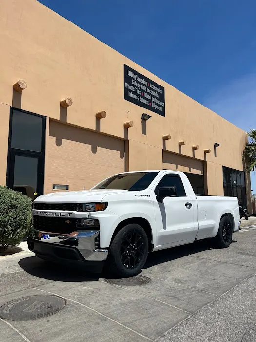 The truck shop 6