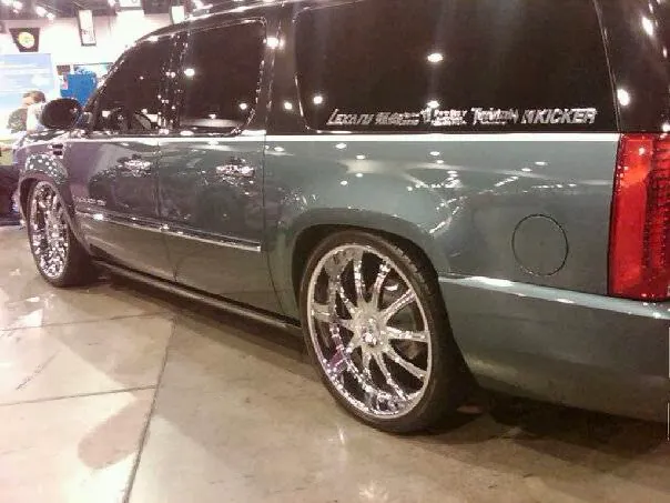 Fat Boy Customs 5