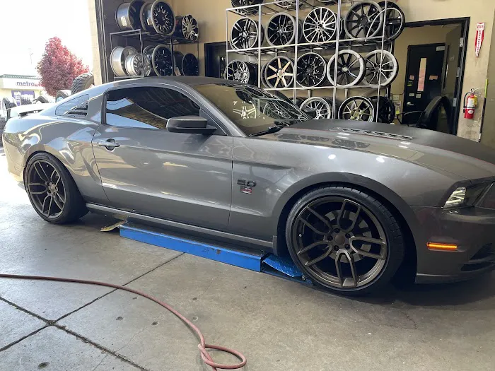 Noble Tires 3