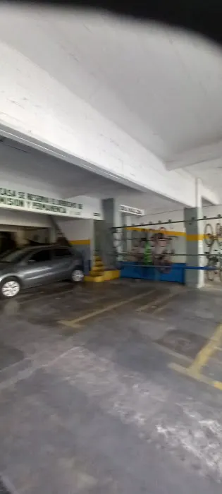 Garage 6